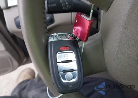 2010 Audi A4 2.0T Premium из США, поврежденный, VIN WAUEFAFL4AN055435